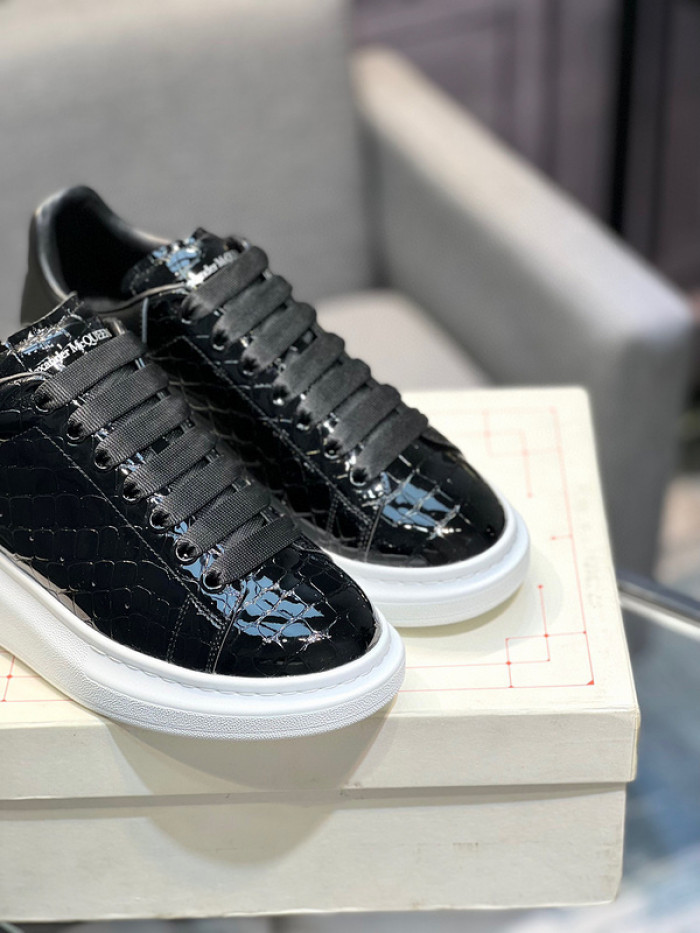 A1EXANDER M*QUEEN SNEAKERS WHGP7-97
