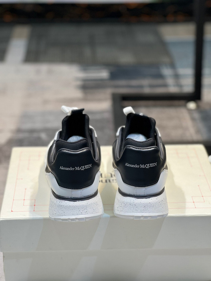 A1EXANDER M*QUEEN SNEAKERS WHGP7-153