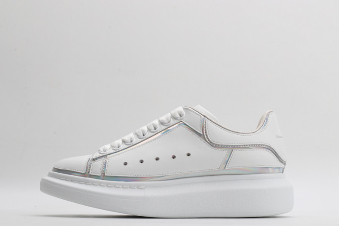 A1exa*der Mcqv*en SNEAKERS