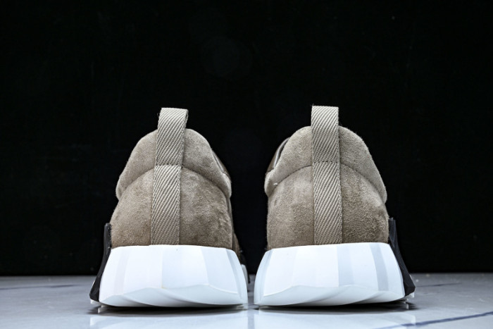 HER*MES SNEAKER HM1028-135