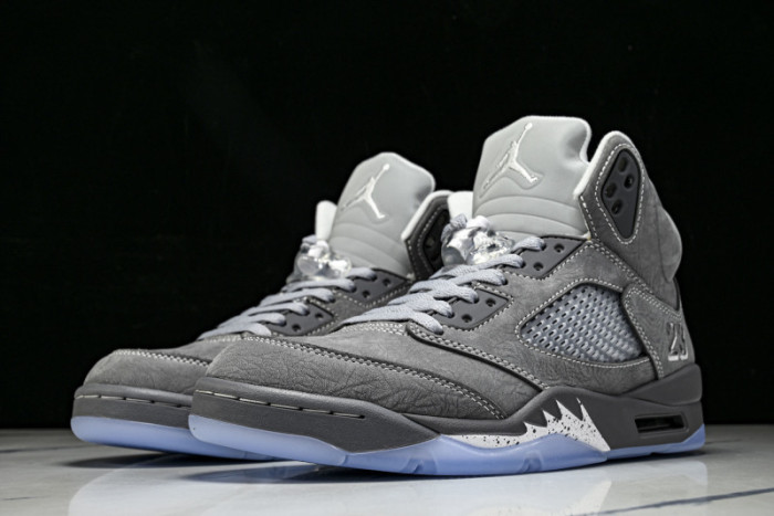 Air Jordan 5 Retro Wolf Grey DD0587-002