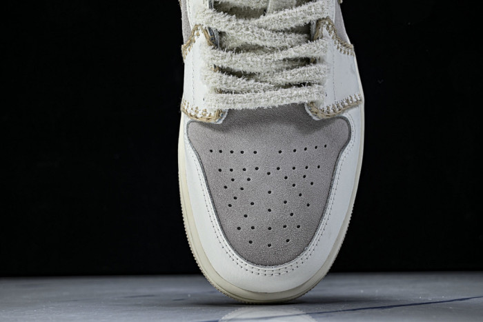 Air Jordan 1 Low SE Cozy Girl HV4268-120