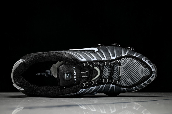 Nike Shox TL 