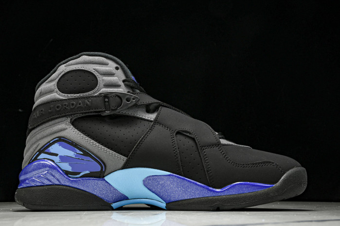 AIR JORDAN 8 RETRO 