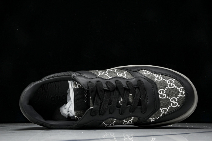 G*u*i trainer sneaker gu58203-2397