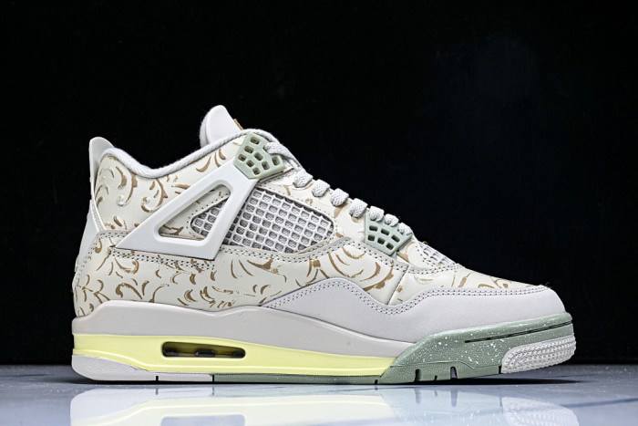 Air Jordan 4 Retro SE 