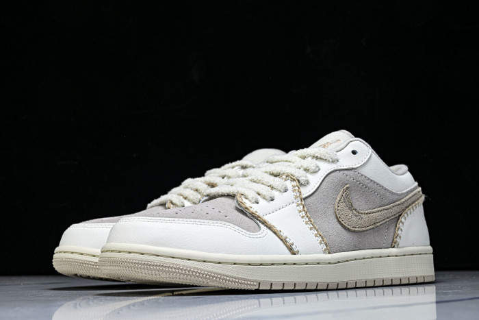 Air Jordan 1 Low SE Cozy Girl HV4268-120