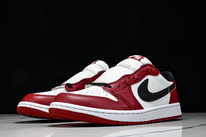 Air Jordan 1 Low OG “Chicago” HQ6998-600