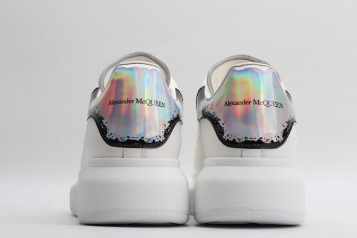 A1exa*der Mcqv*en SNEAKERS