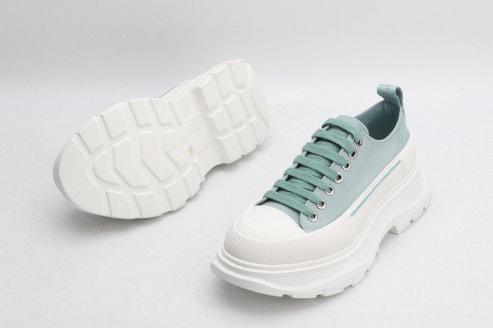 A1exa*der Mcqv*en SNEAKERS MC0518001