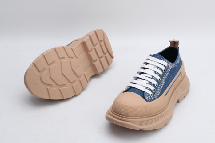 A1exa*der Mcqv*en SNEAKERS MC0518004