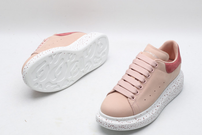 A1exa*der Mcqv*en SNEAKERS