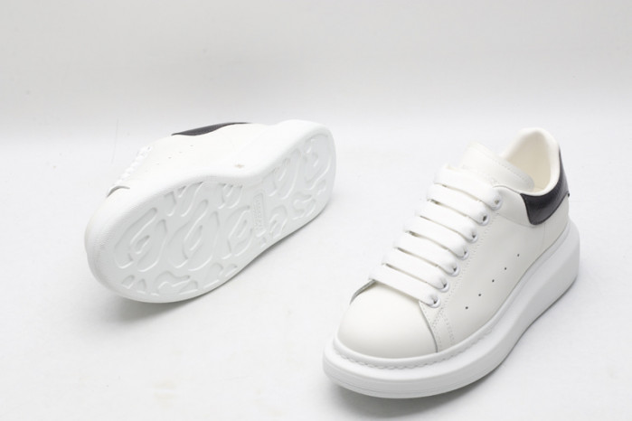 A1exa*der Mcqv*en SNEAKERS MC5563-006