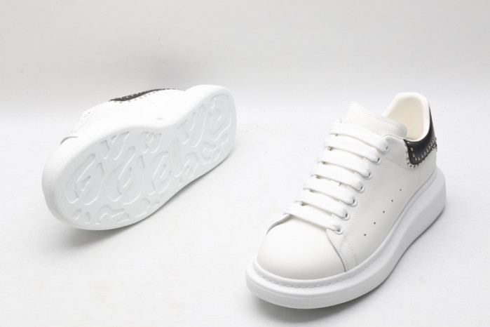A1exa*der Mcqv*en SNEAKERS MC5563-008
