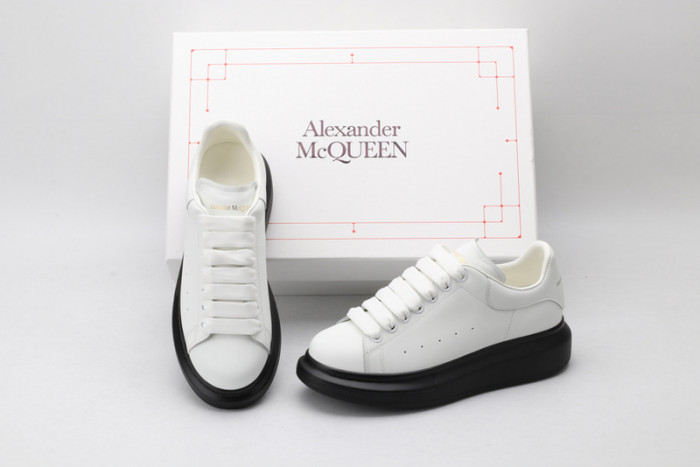 A1exa*der Mcqv*en SNEAKERS MC5563-041