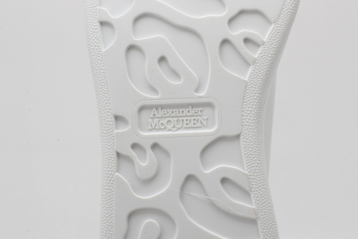 A1exa*der Mcqv*en SNEAKERS MC5563-042