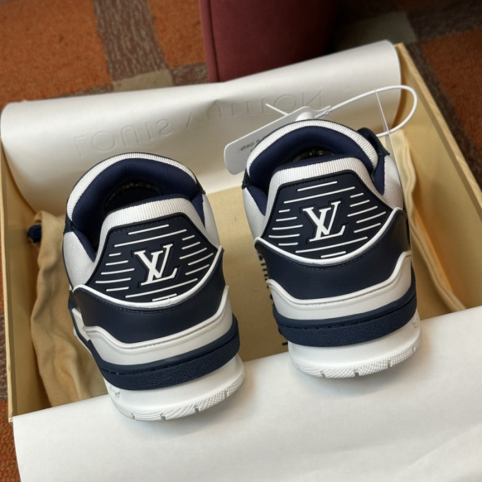 1V SNEAKERS 1V0425-267