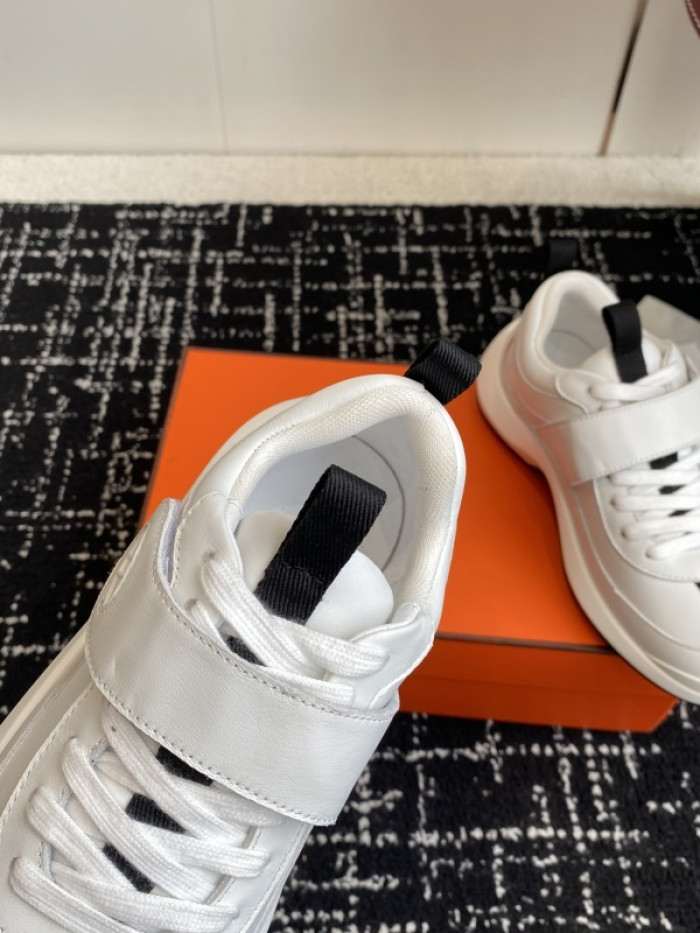 HER*MES SNEAKER HM1028-129