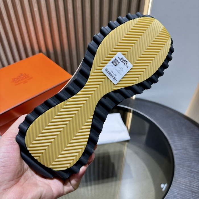 HER*MES SNEAKER HM1028-157