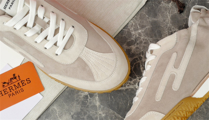 HER*MES SNEAKER HM1028-038