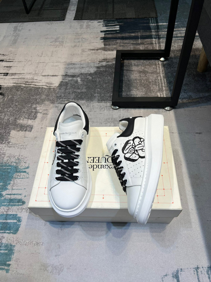 A1EXANDER M*QUEEN SNEAKERS WHGP7-141
