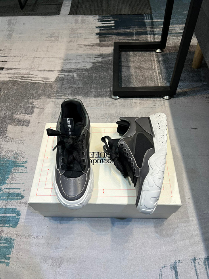 A1EXANDER M*QUEEN SNEAKERS WHGP7-147