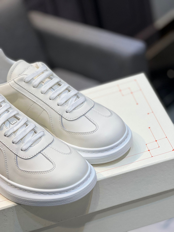 A1EXANDER M*QUEEN SNEAKERS WHGP7-70