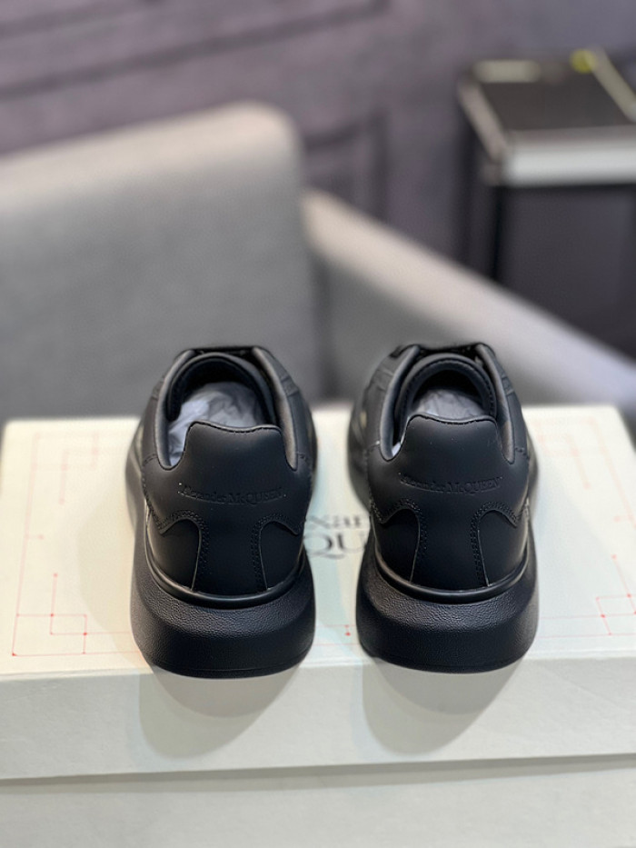 A1EXANDER M*QUEEN SNEAKERS WHGP7-72