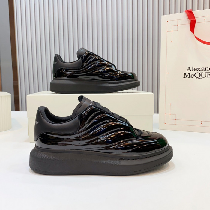 A1EXANDER M*QUEEN SNEAKERS WHGP7-19