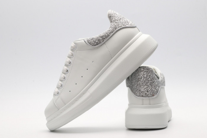 A1exa*der Mcqv*en SNEAKERS MC5563-047