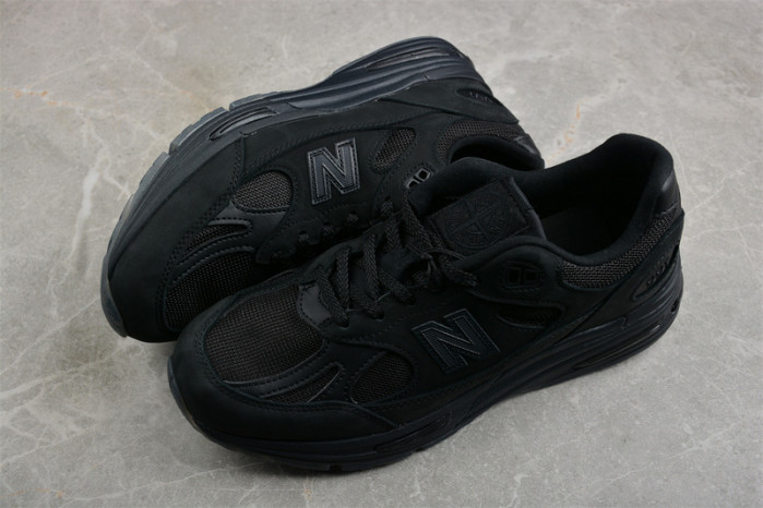 New Balance Stone Island x 991v2 Made in England 