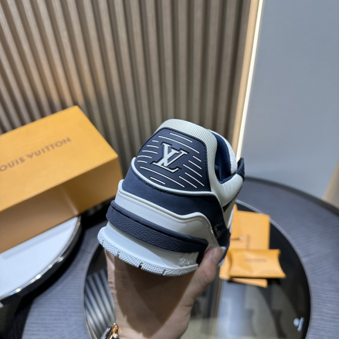 1V SNEAKERS 1V0425-136