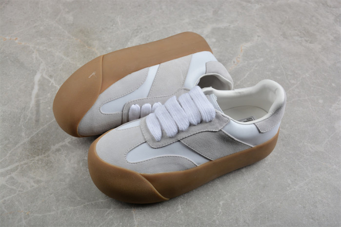 MM MM-052