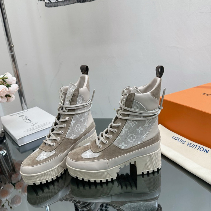 1V SNEAKERS 1V0425-217