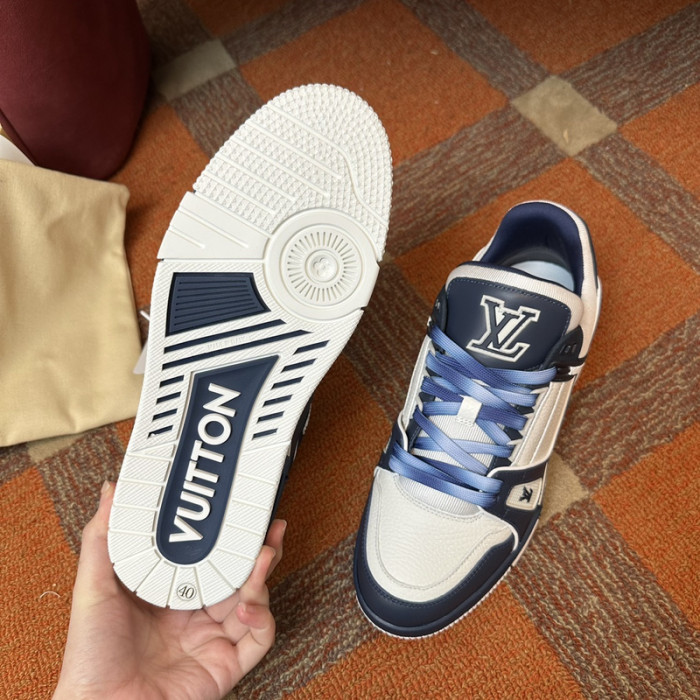 1V SNEAKERS 1V0425-267