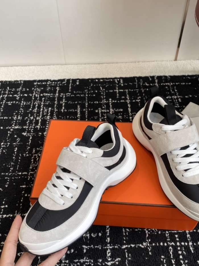 HER*MES SNEAKER HM1028-131
