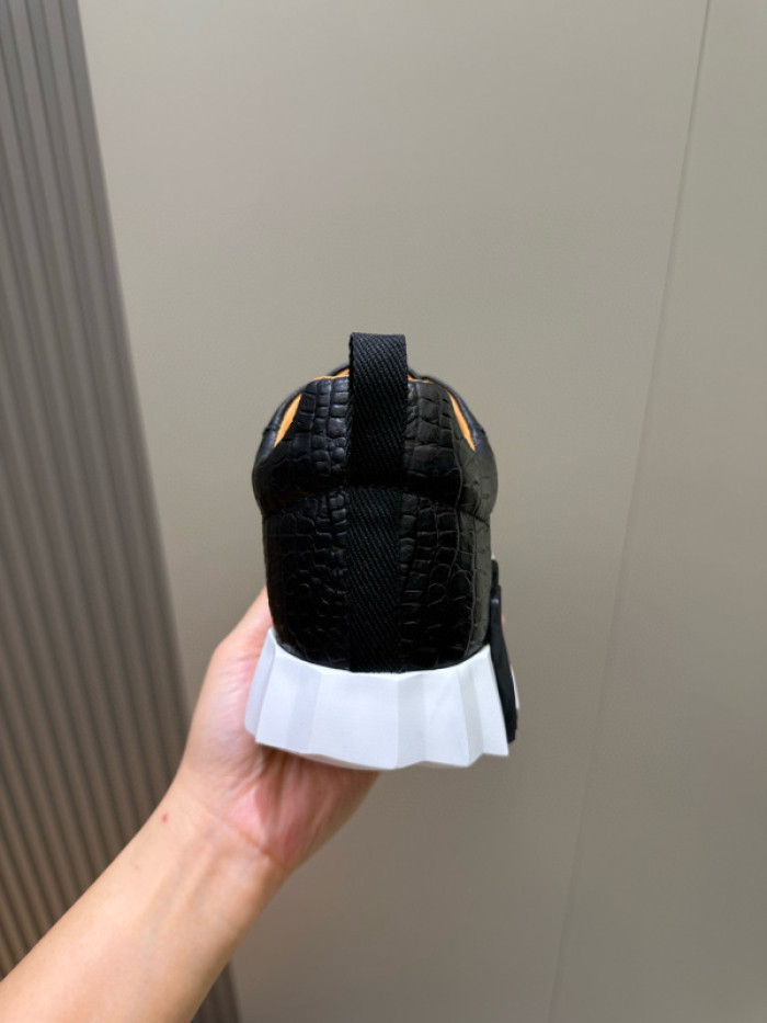 HER*MES SNEAKER HM1028-161