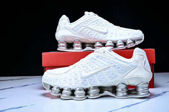 Nike Wmns Shox TL 