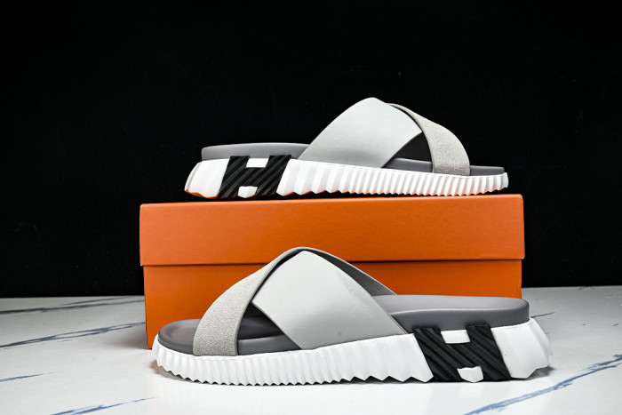 He*mes Slide CU526-2180