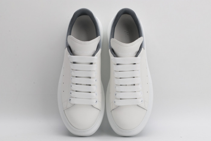A1exa*der Mcqv*en SNEAKERS MC5563-087