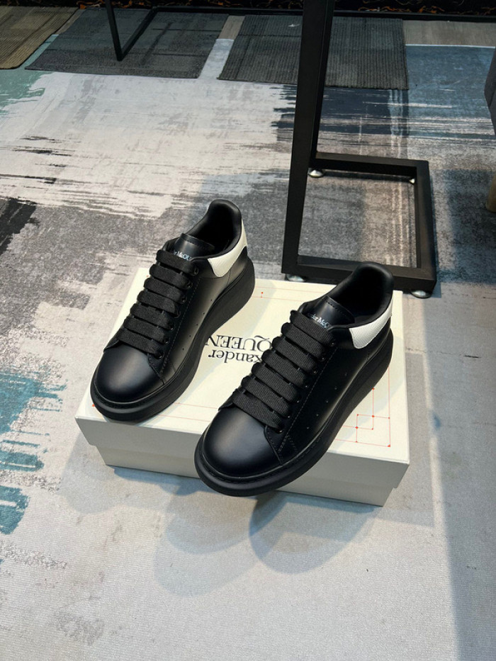A1EXANDER M*QUEEN SNEAKERS WHGP7-79