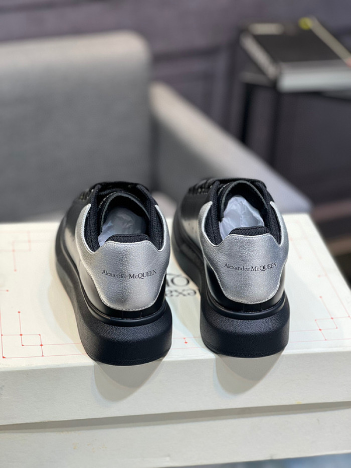 A1EXANDER M*QUEEN SNEAKERS WHGP7-90