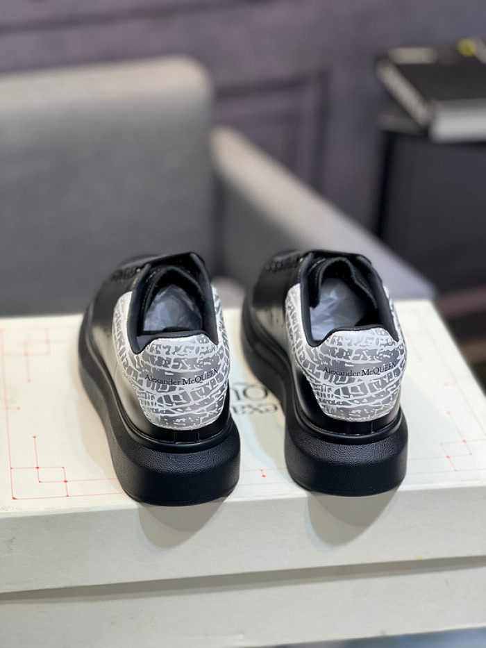 A1EXANDER M*QUEEN SNEAKERS WHGP7-94