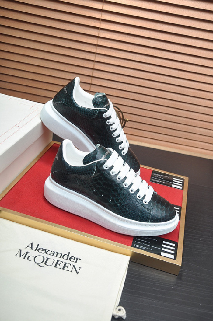 A1EXANDER M*QUEEN SNEAKERS WHGP7-102