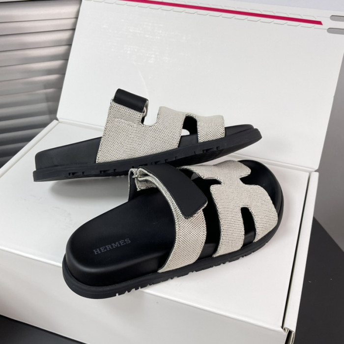 He*mes Slide CU526-2153