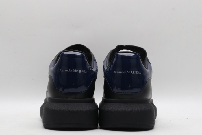 A1exa*der Mcqv*en SNEAKERS MC5563-011