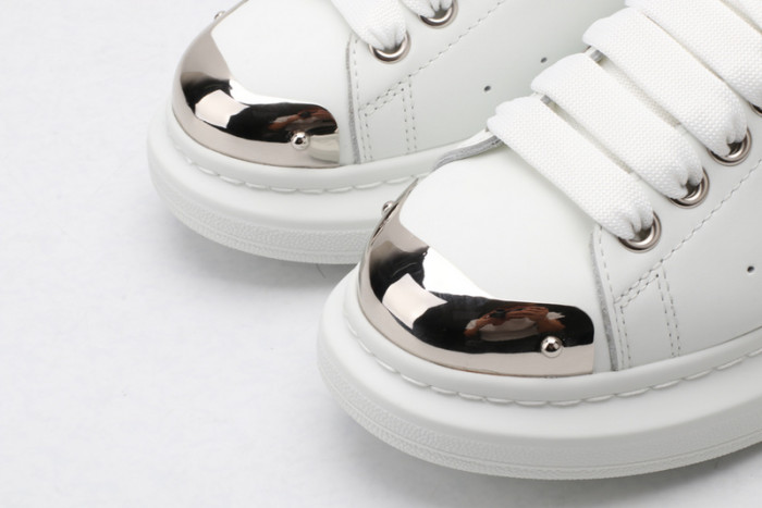 A1exa*der Mcqv*en SNEAKERS MC5563-057
