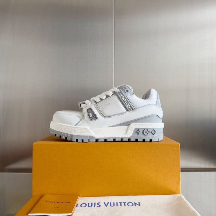 1V SNEAKERS 1V0425-207