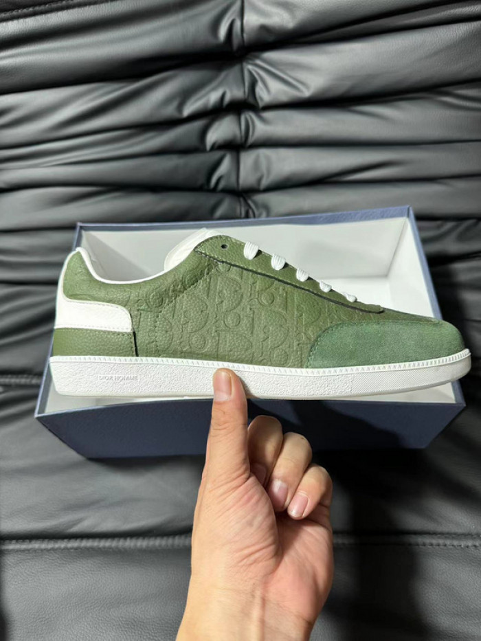 D10R SHOES D896-151