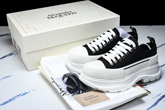 A1EXANDER M*QUEEN SNEAKERS WHGP7-209